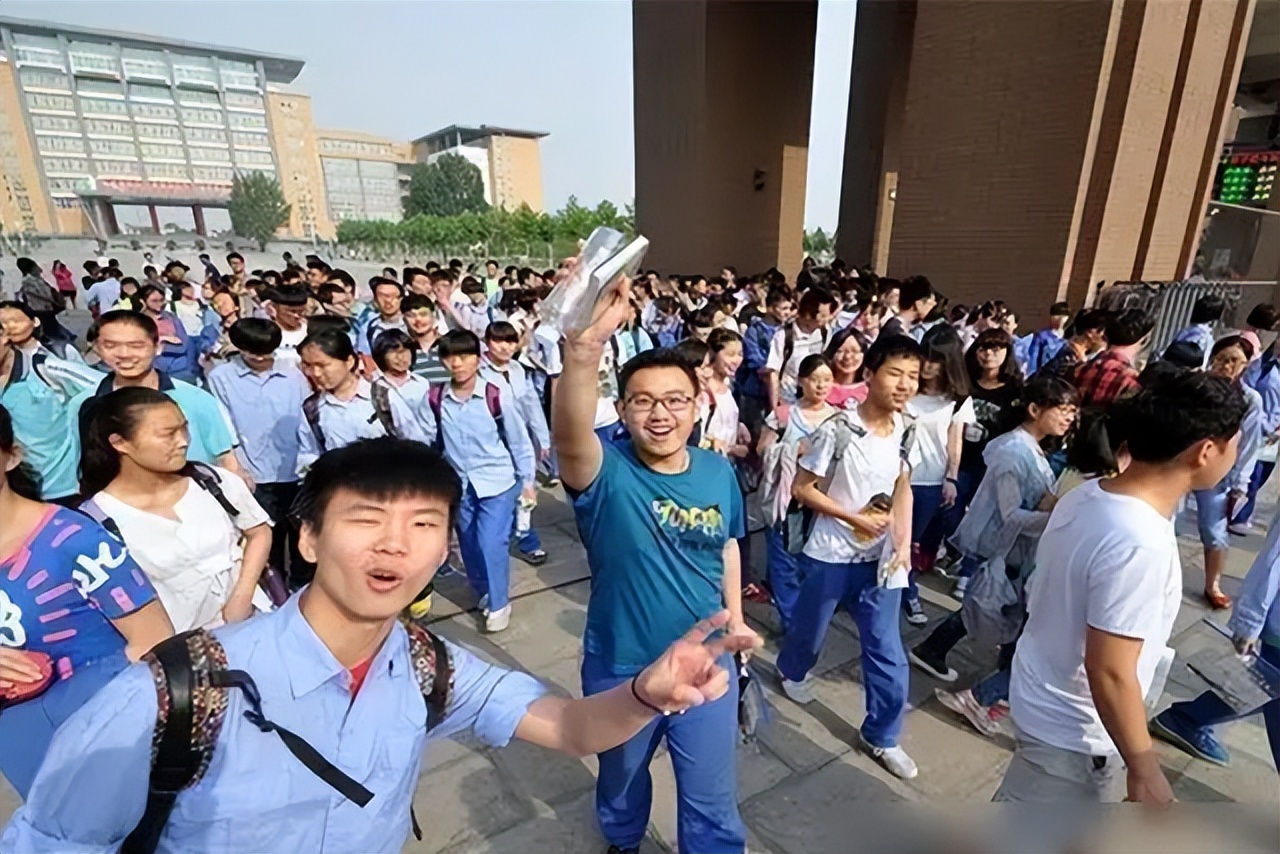 高考退档滑档案例,高考退档滑档后怎么办