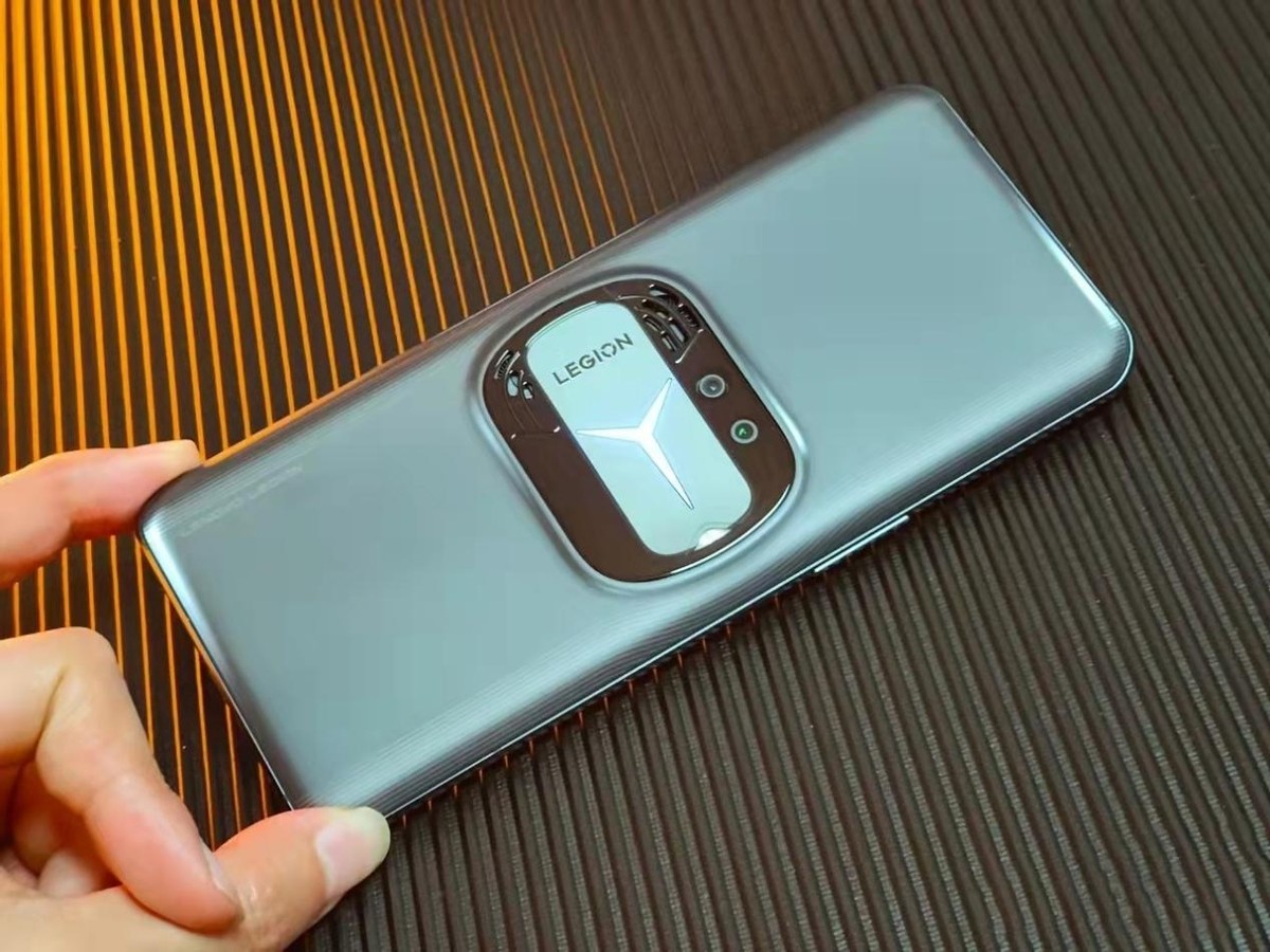 联想豁出去了，18+640GB降至4499元，游戏*党**确定不心动？