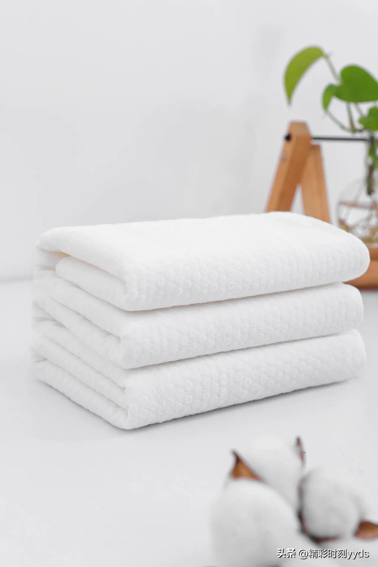 酒店保洁必带四样东西,外出住酒店必备安全物品清单