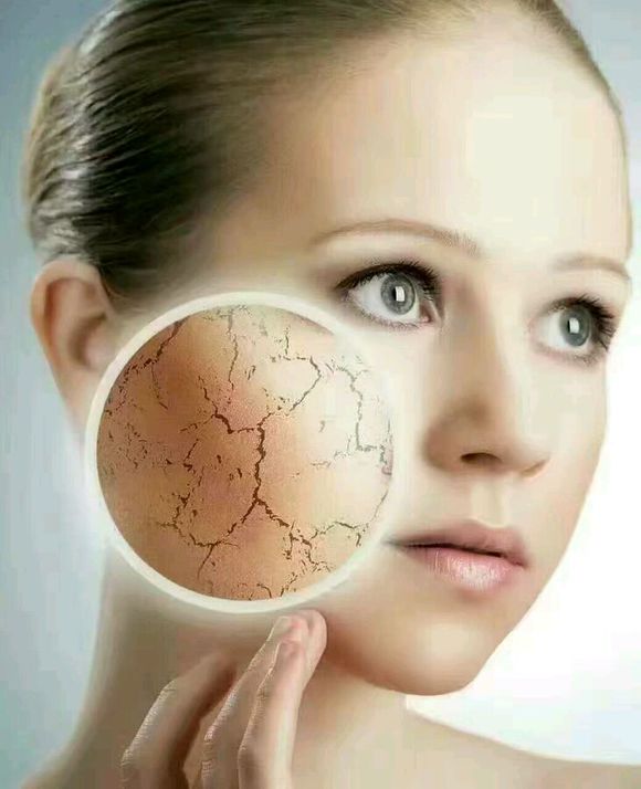 女人脸上有这三种征兆,脸上长斑是不是有妇科病的原因