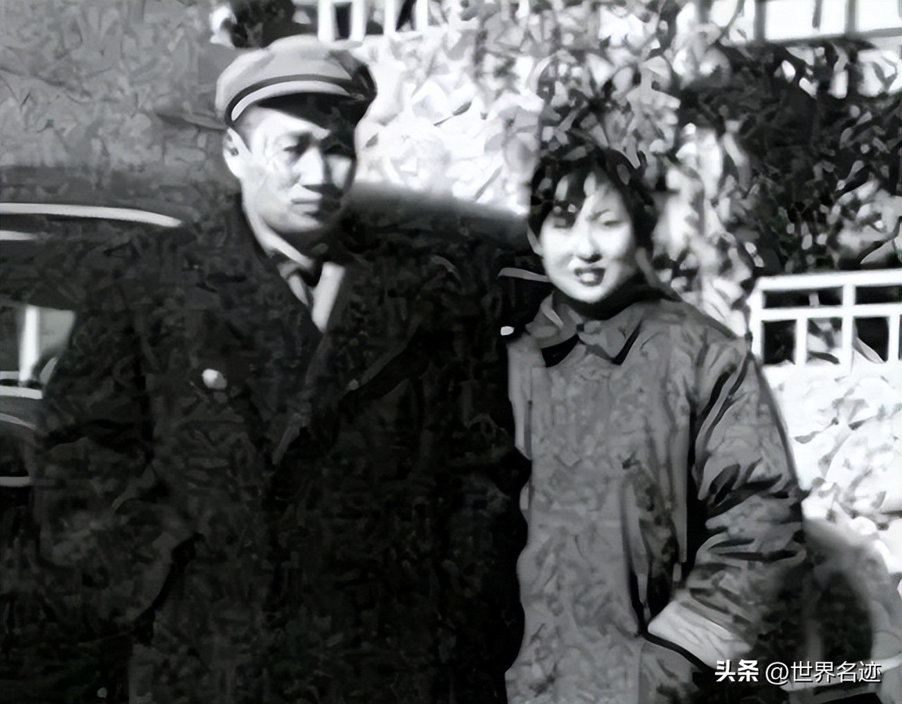 1949年毛岸青到毛主席身边，警卫问他：*青江**妈妈好吗？其作何回答