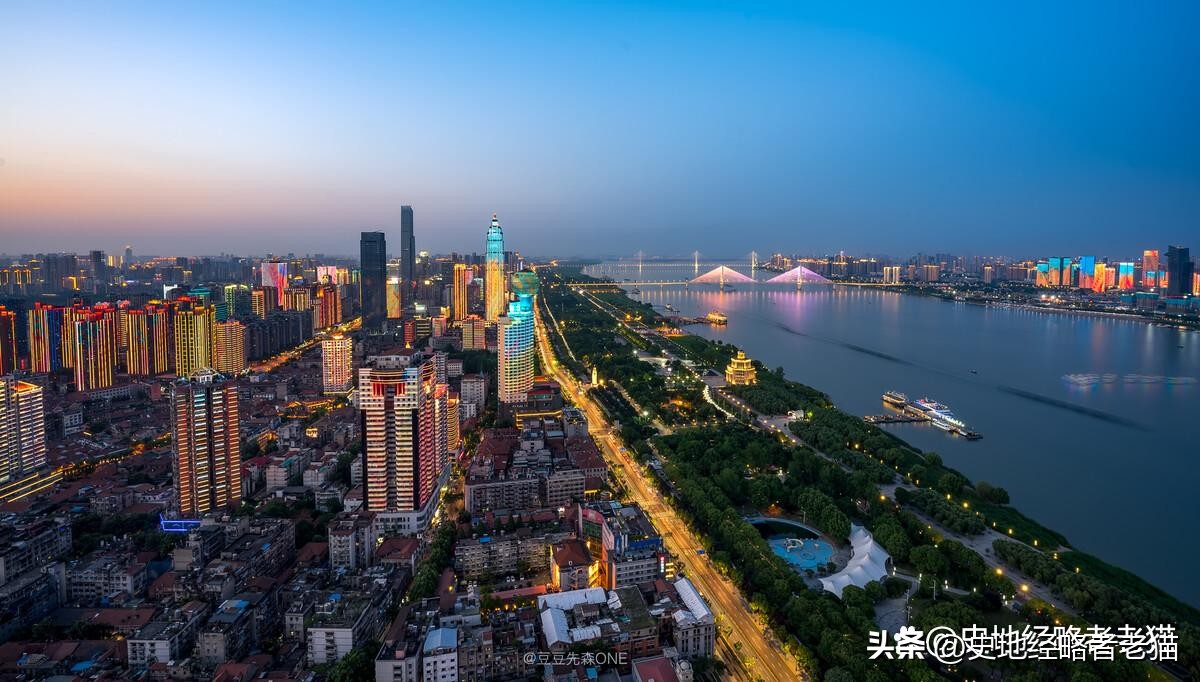 国内潜力最大的十座城市,中国最有可能比肩北上广深的城市