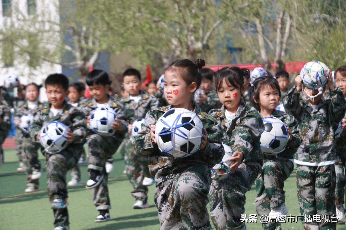 萌娃舞动秀,山东萌娃跳广场舞视频