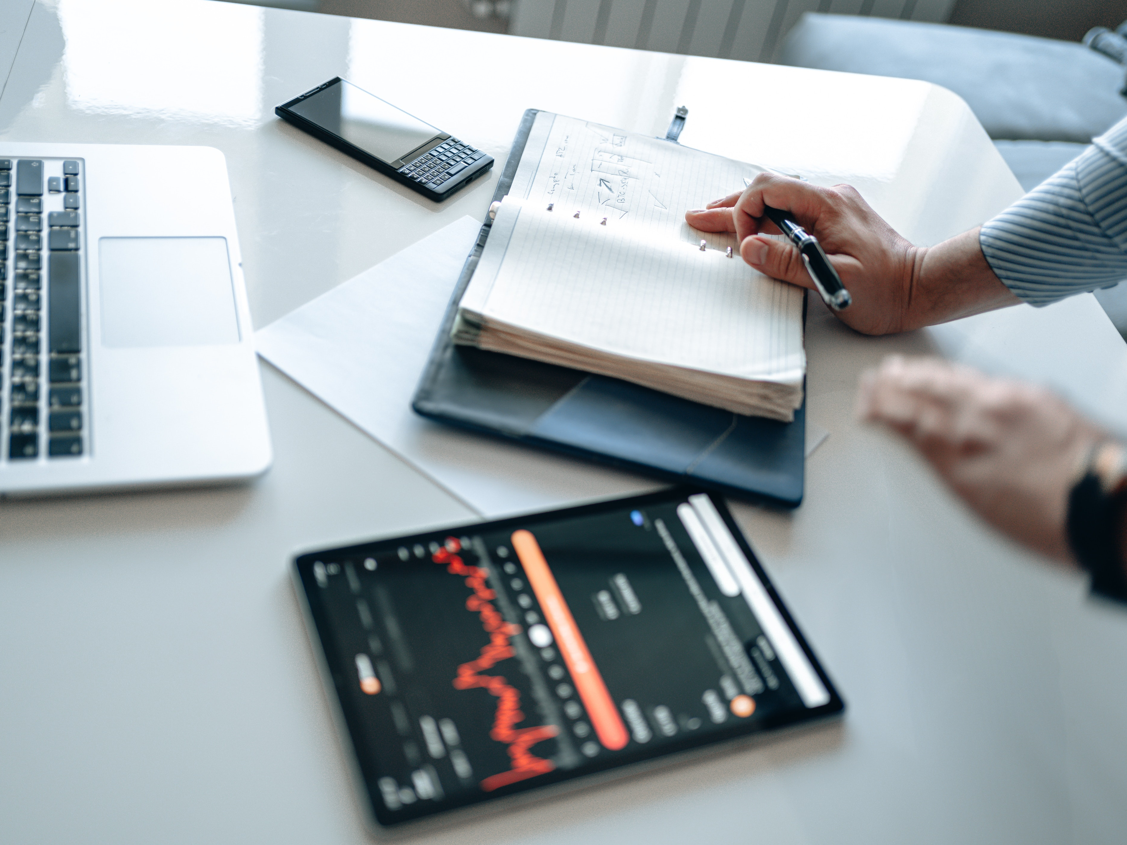 如何用电脑摄像头录制视频？这个方法用了3年，推荐