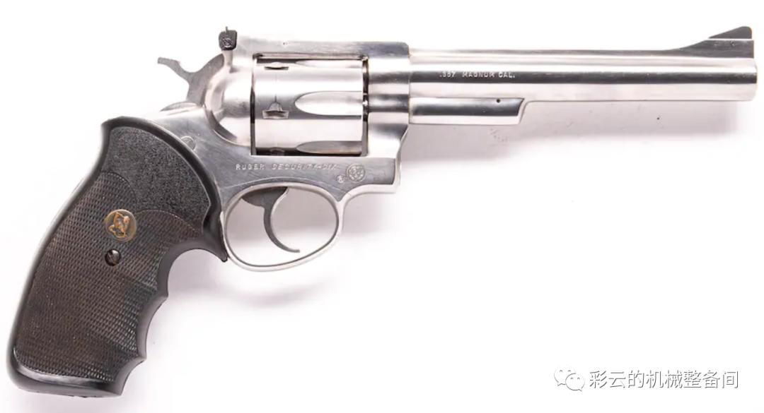 长枪管银闪闪的转轮就是柯尔特蟒蛇？别被骗了，这是鲁格的产品