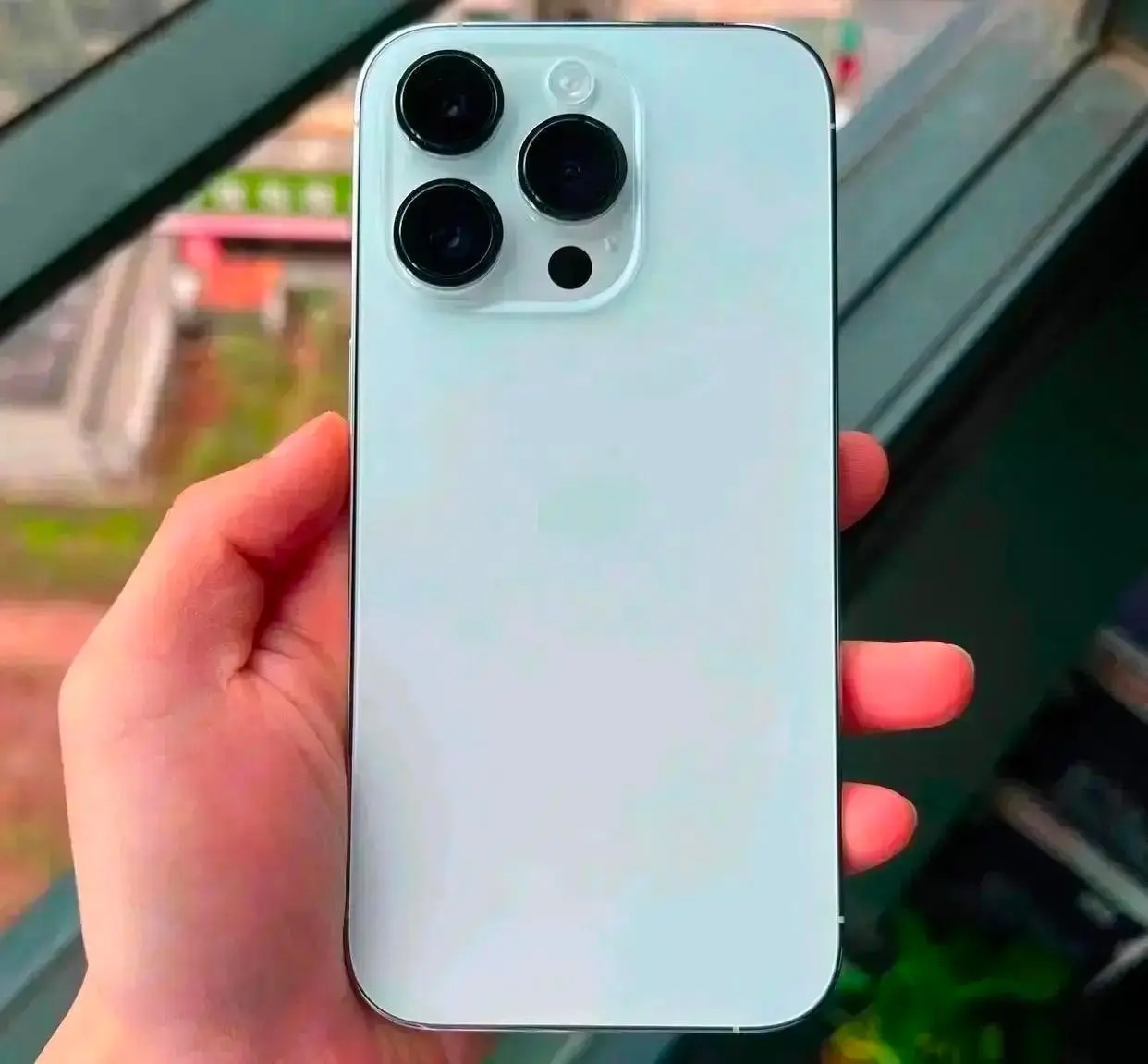 电池续航王者！极致畅玩体验，推荐两款旗舰手机助你尽情畅玩