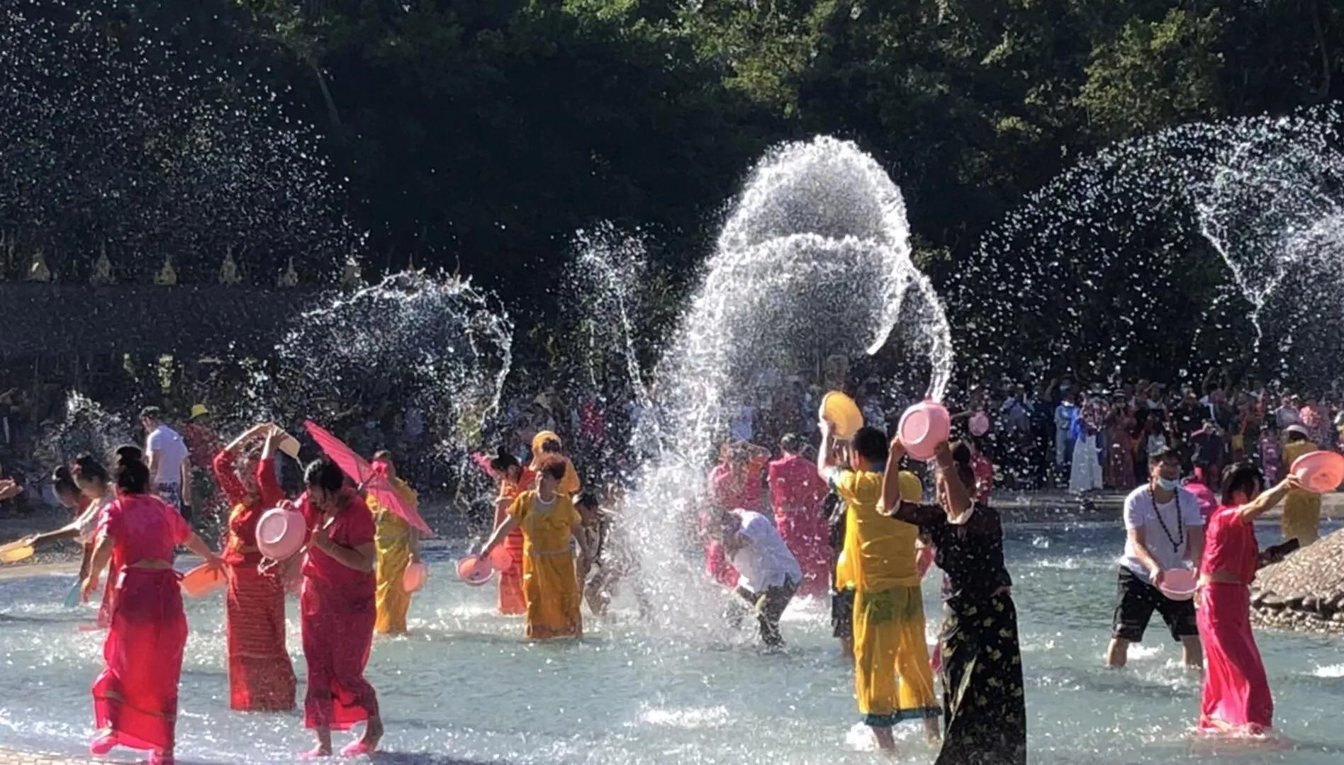 浜戝崡鍌ｆ棌娉兼按鑺傛瓕瑙嗛,鍌ｆ棌娉兼按鑺傛槸鍑犳湀鍑犳棩