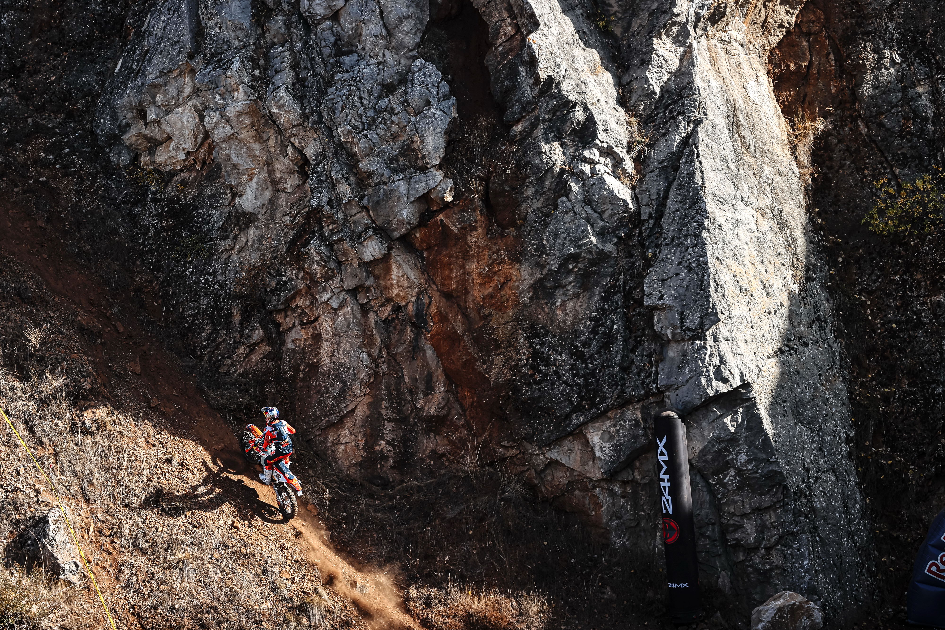 德国自行车选手七次获得冠军,世界顶级越野车大赛冠军