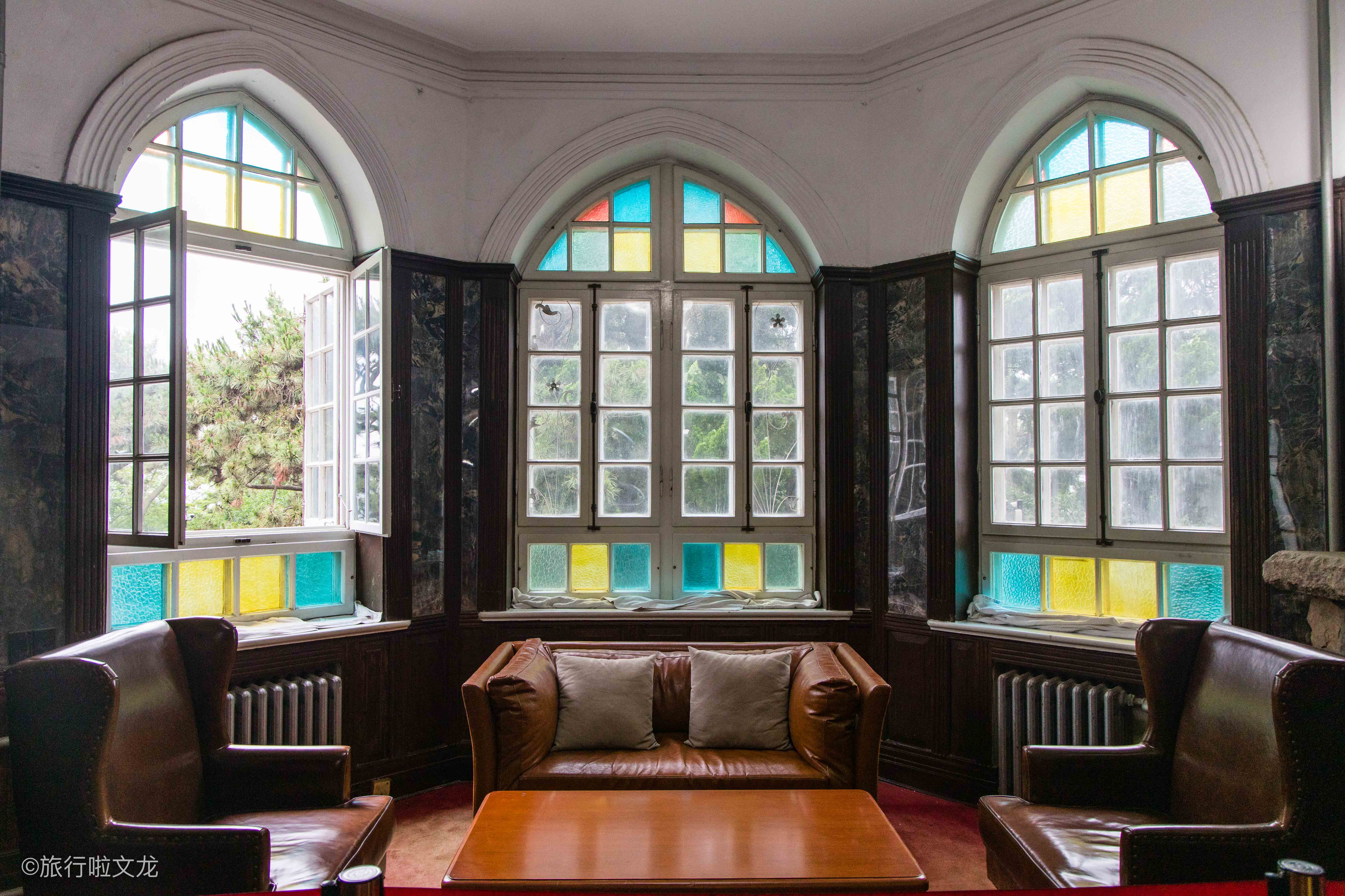 青岛看海打卡八大关风景区,漫步青岛八大关欣赏异域风情美景