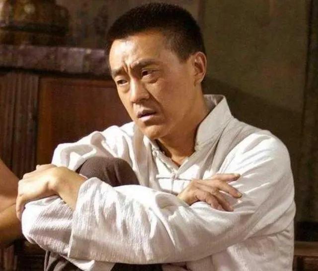 24年后再看何冰，才明白一顿饭就把老婆娶回家，到底有多幸运