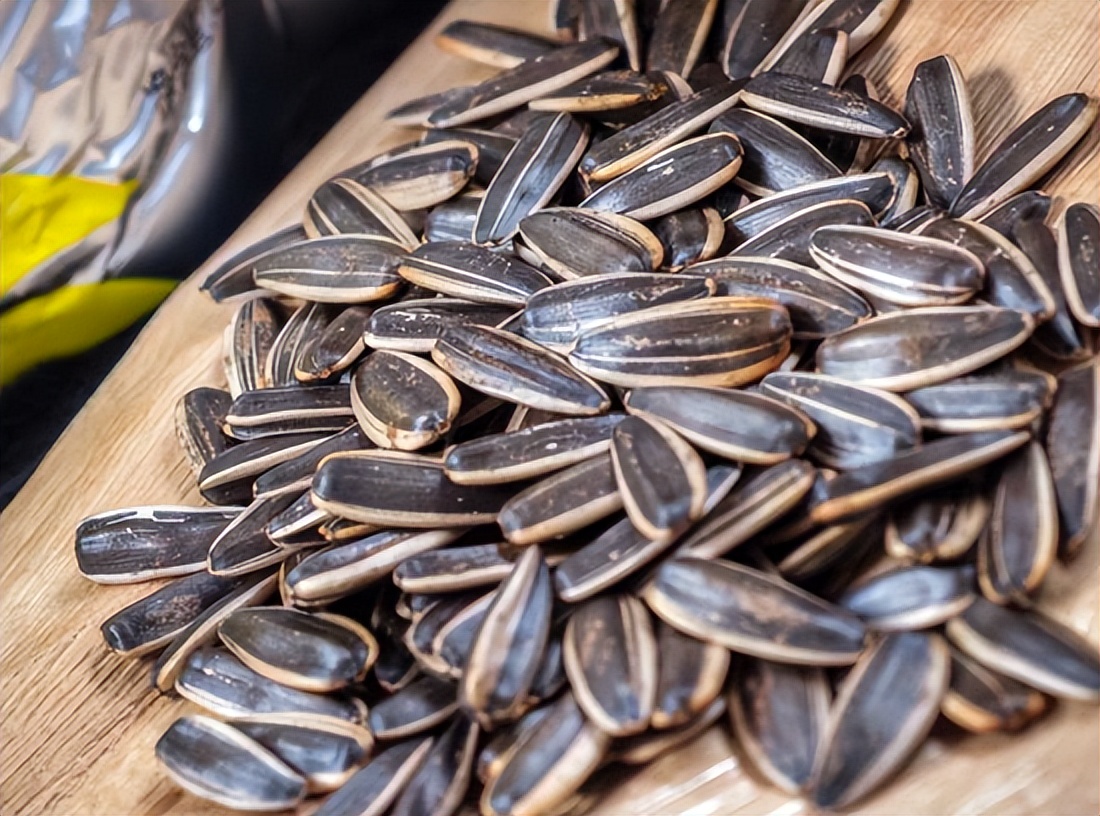 盘点60、70、80、90年代的代表零食，你吃过吗？