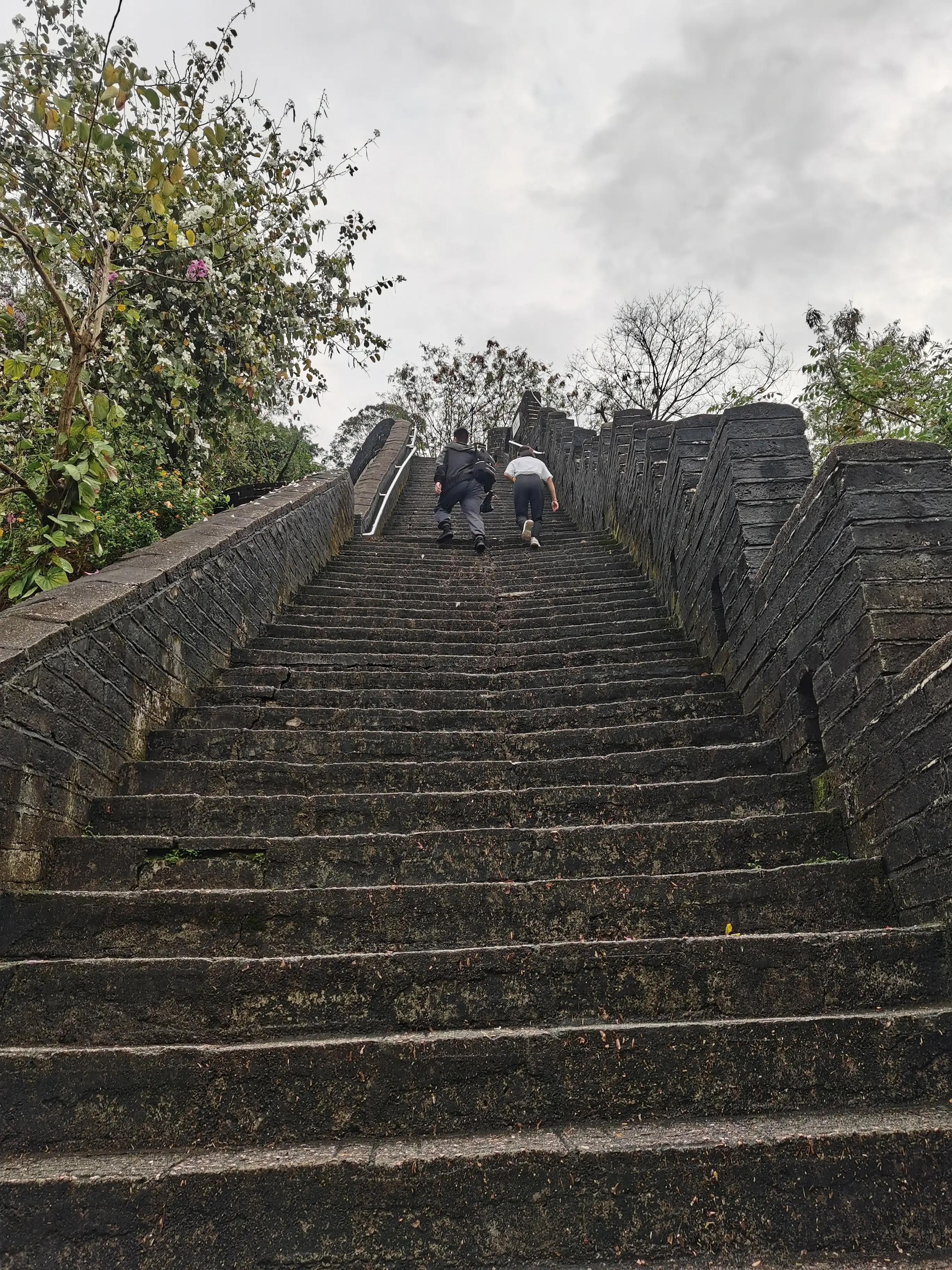 求水山公园仿古长城描述,深圳真正的仿古长城