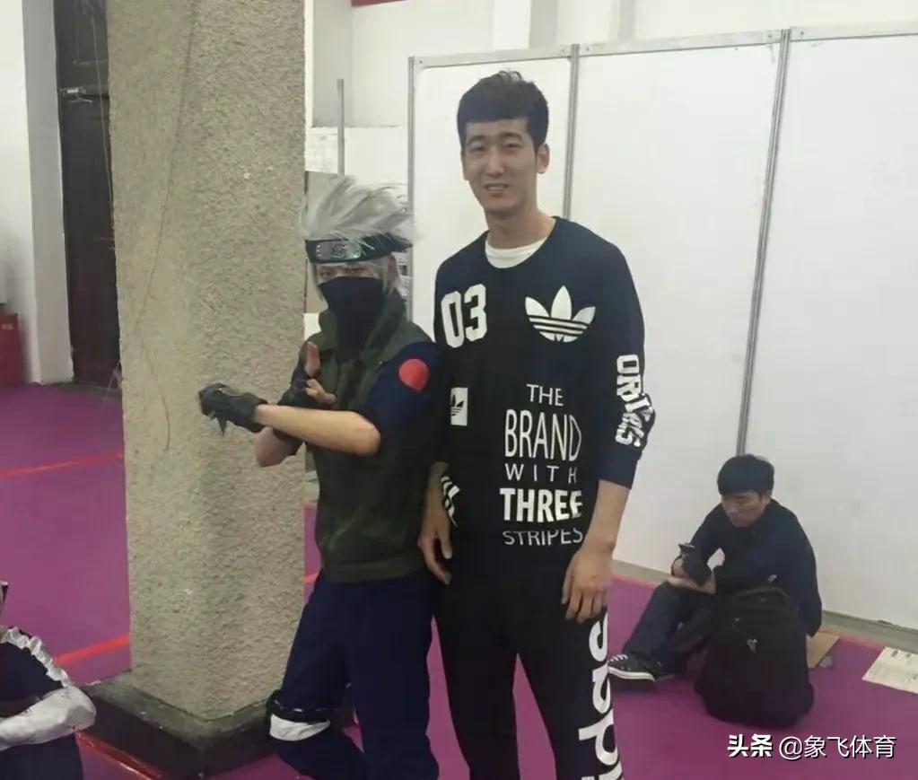 辽篮球员童年照,辽篮小伙子