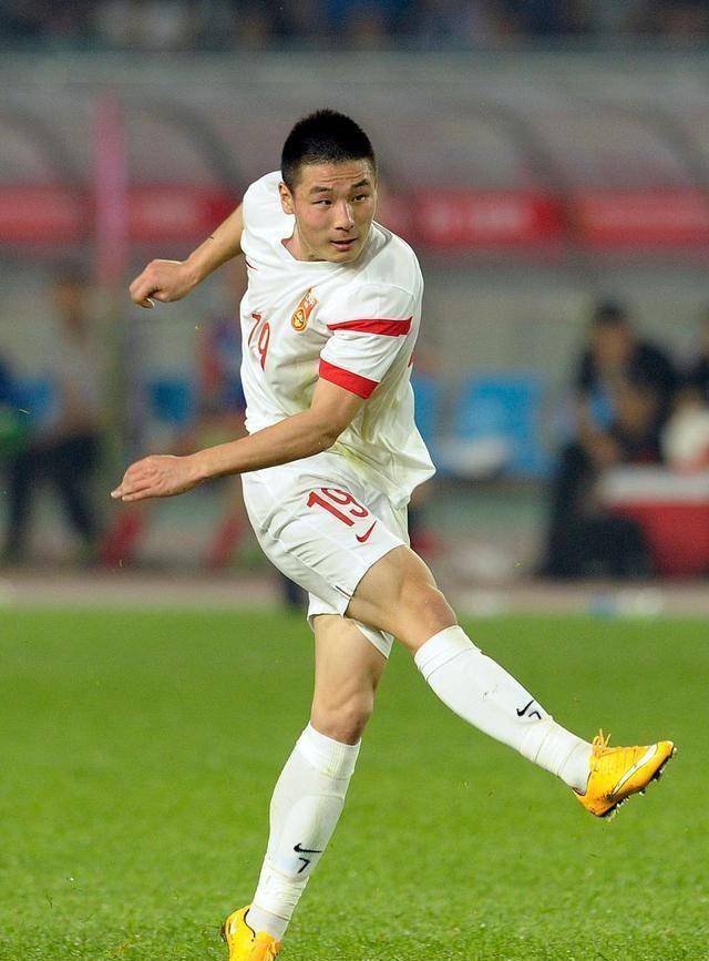 武磊最新冲突,武磊与梅西的故事