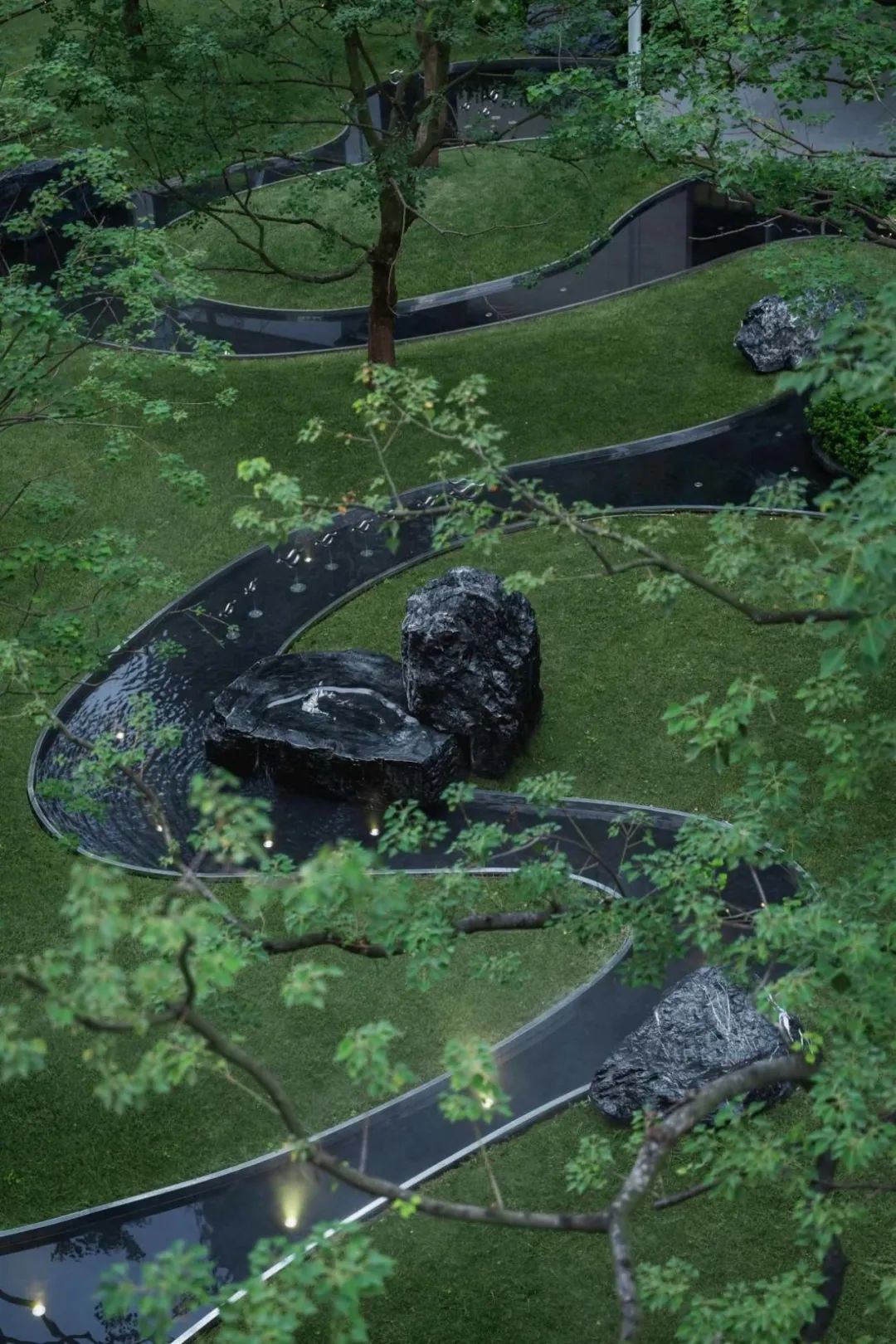 自然跌水景观,水幕瀑布跌水景观效果图