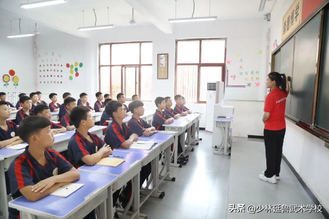 开学让大家重新认识你,开学了怀念美丽的校园