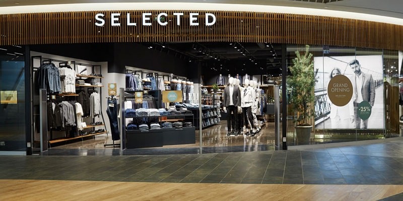 又一服装巨头倒下曾门店遍布全国,服装巨头倒闭了吗