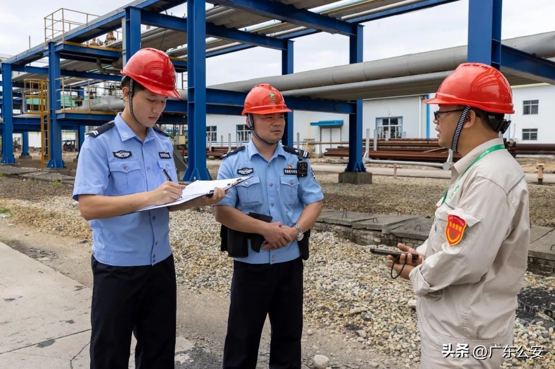 创新公安政务服务助推高质量发展,公安服务窗口提质提效