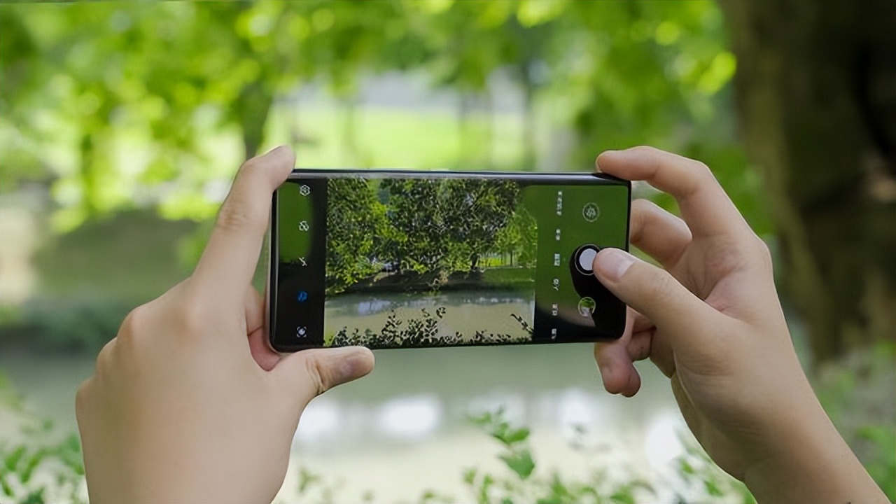 荣耀60和荣耀70应该怎么选择,荣耀70与荣耀60对比谁值得买