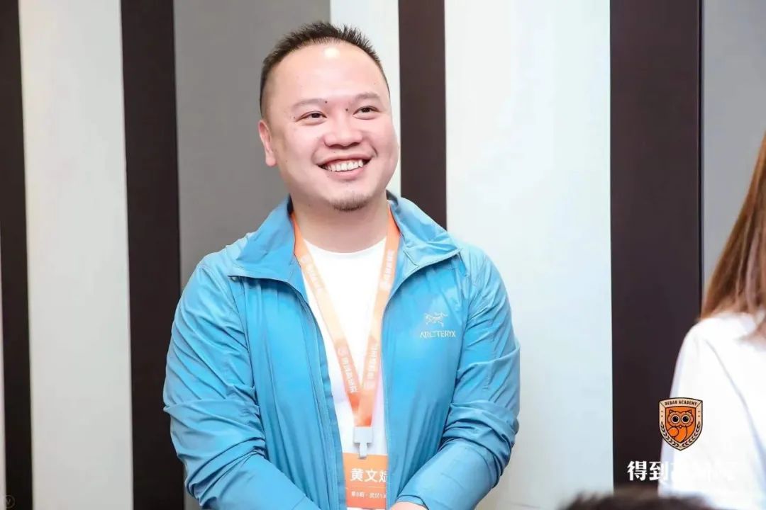 我，彩铃业务创业11年，从户外小白到征服6座雪山第43位访谈者