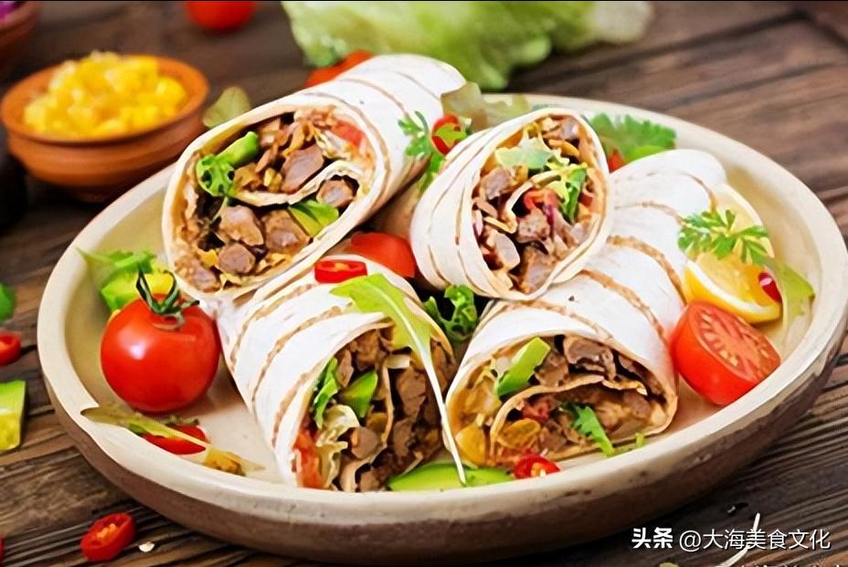 卤肉卷饼和煎饼哪个好,8块煎饼果子