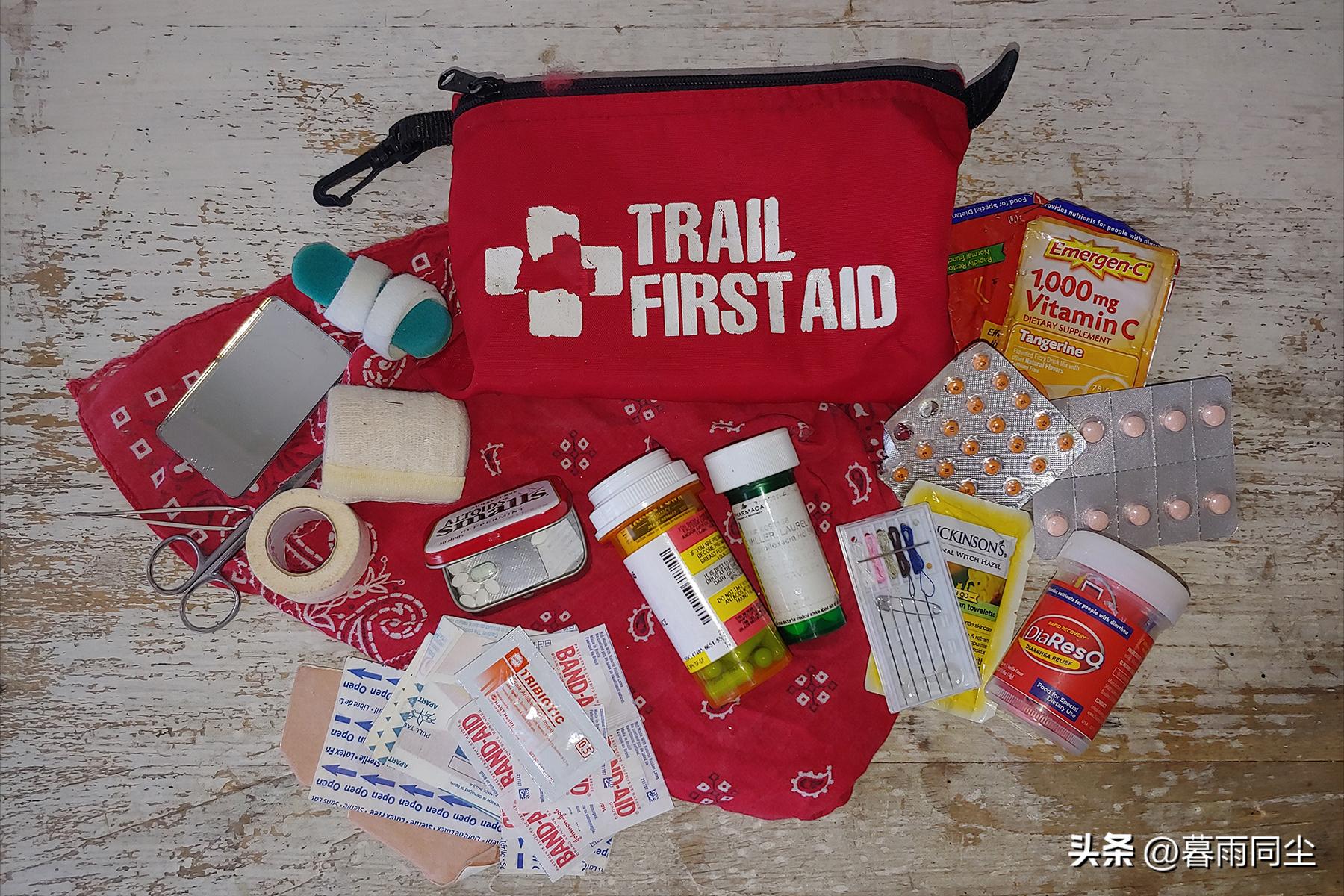 徒步旅行煮饭用具,新手一个人徒步旅行需要什么装备