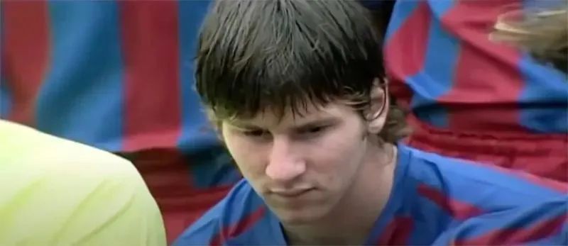 梅西从侏儒症到世界冠军,梅西有侏儒症为什么还能长到1米7