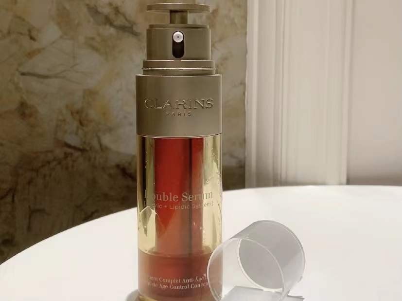 40岁左右女士适合用哪一款精华液,40岁以上的女性适合哪个精华液