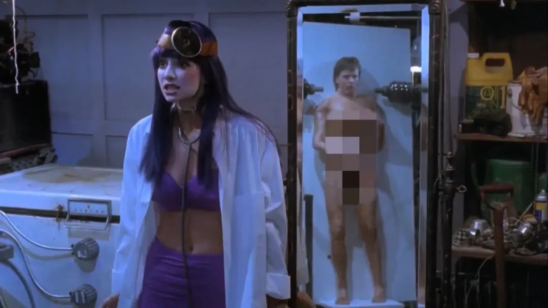 一部连海报都要打马赛克的电影,连海报都要打马赛克