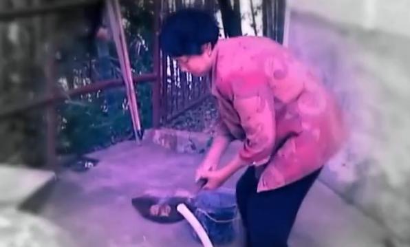 农村打井井水浑浊,打井现场井水怪异