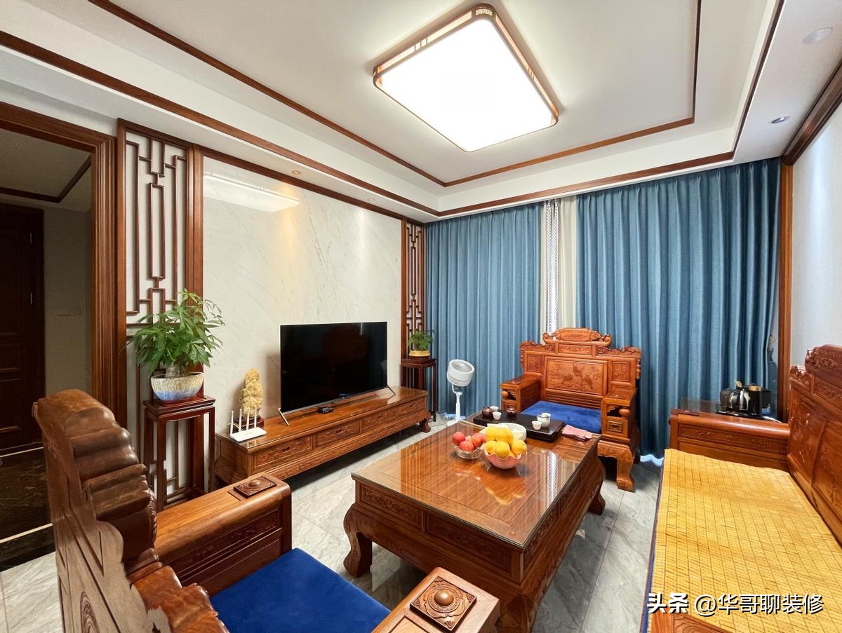 潮汕红木沙发客厅效果图,潮汕客厅小套红木沙发