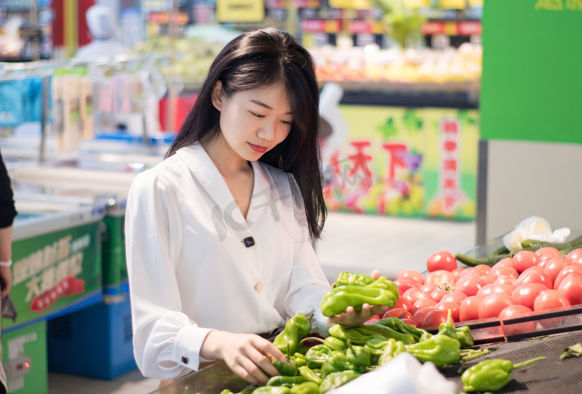 不同的辣椒秧怎么区分,同种辣椒鲜的辣还是干的辣