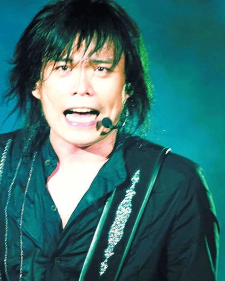 人民日报点赞伍佰的视频,人民日报点赞伍佰的文章