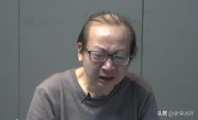 被披*规则潜**多名女下属,被查后手机仍收到招嫖信息,这干部栽了