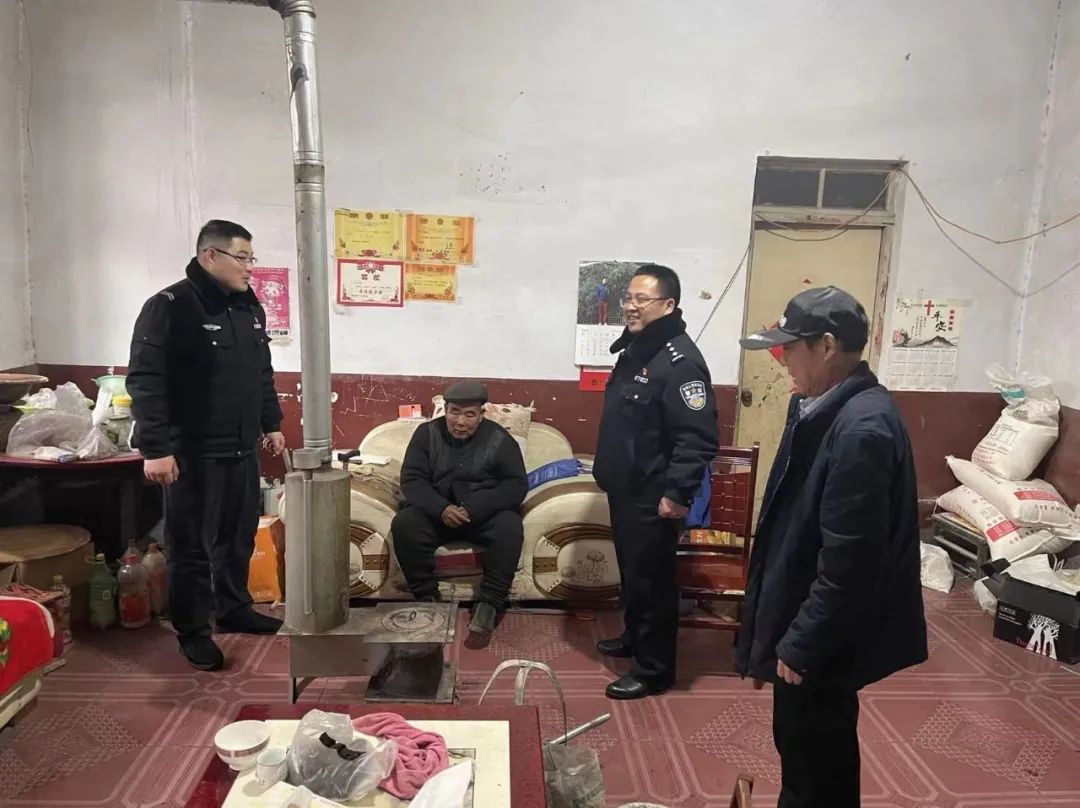 孩子对警察爸爸的留言,警察爸爸的留言父亲节