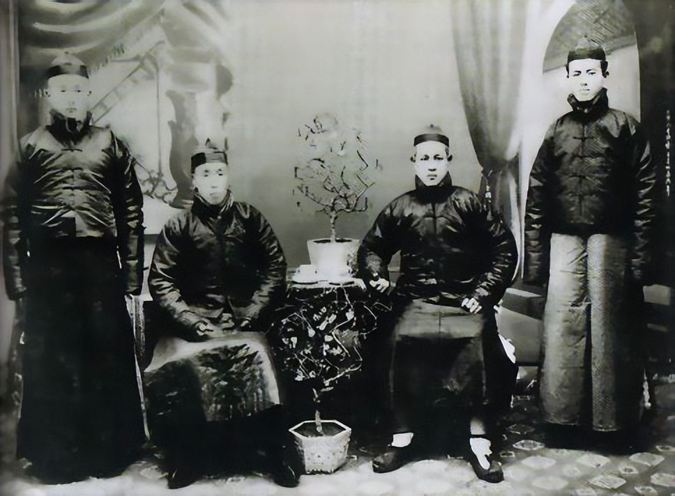 八卦旋转方向,八卦转掌和走圈一样吗