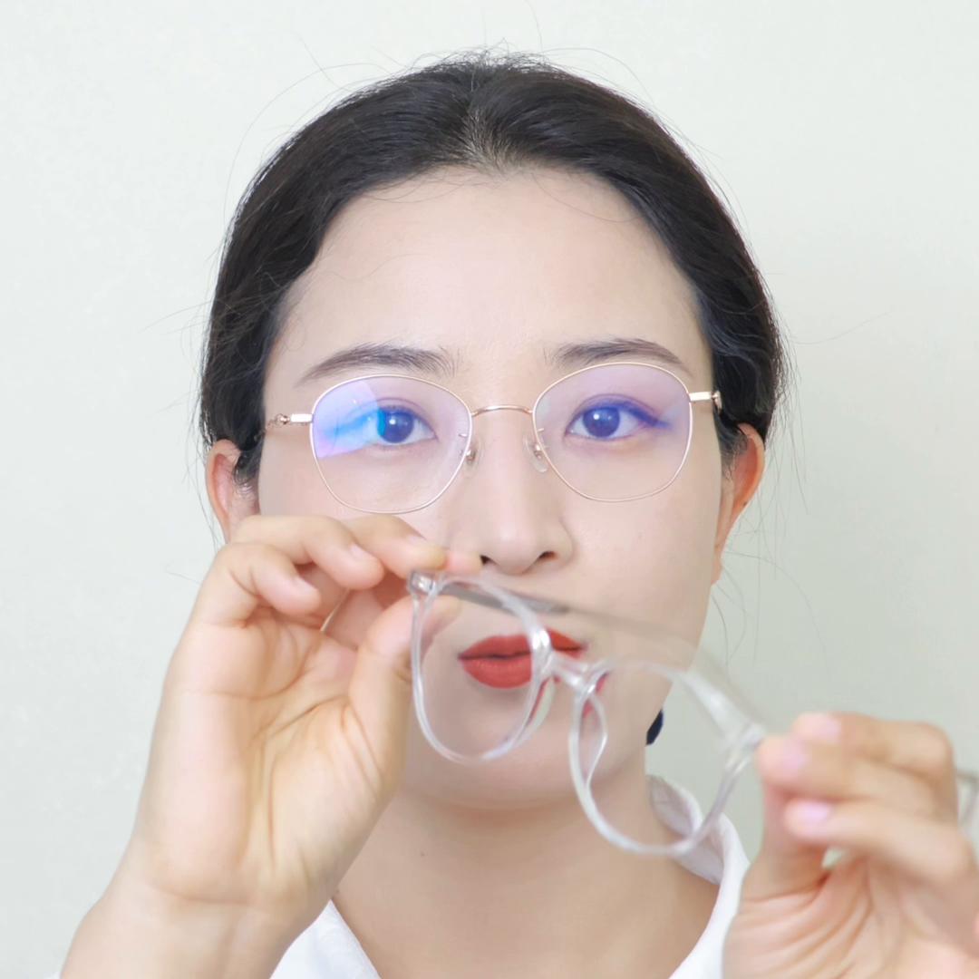 方圆脸如何选眼镜，这期给大家分享一下我在选眼镜时的一些...