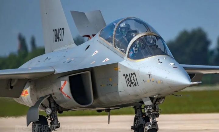 中国国产fc31战斗机,中国fc-31战斗机