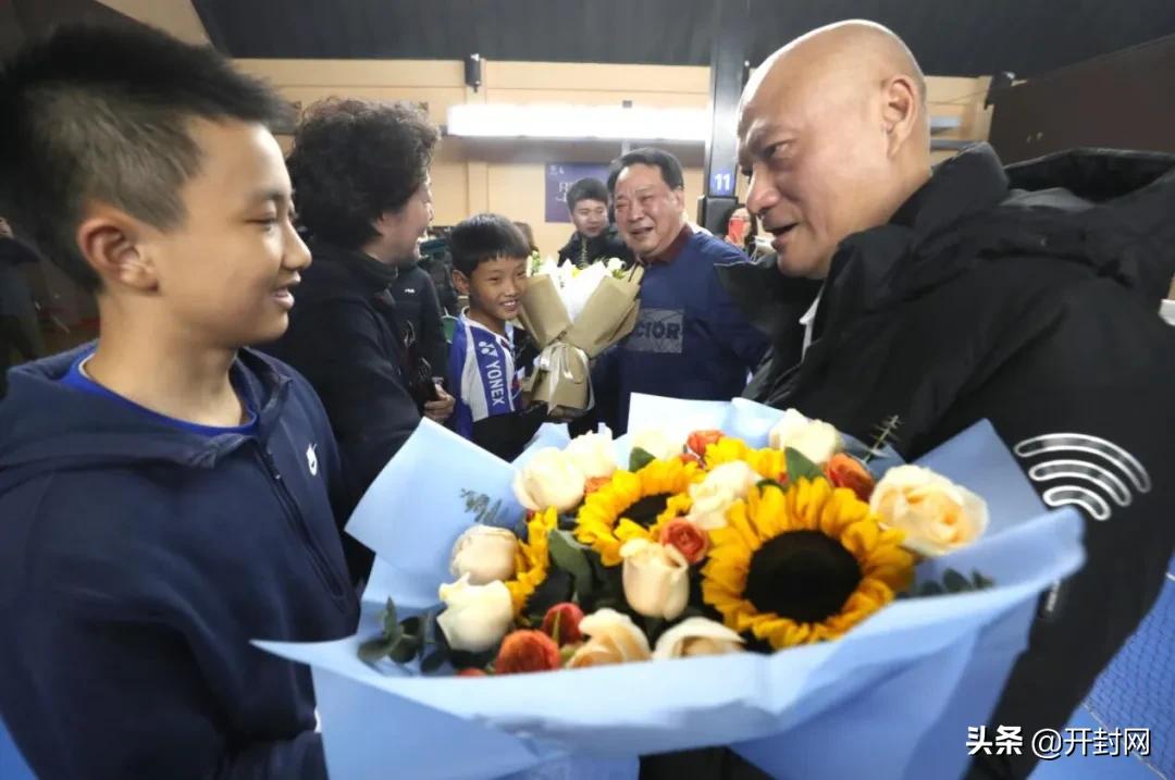 早安开封头条,早安鲜花集市开封