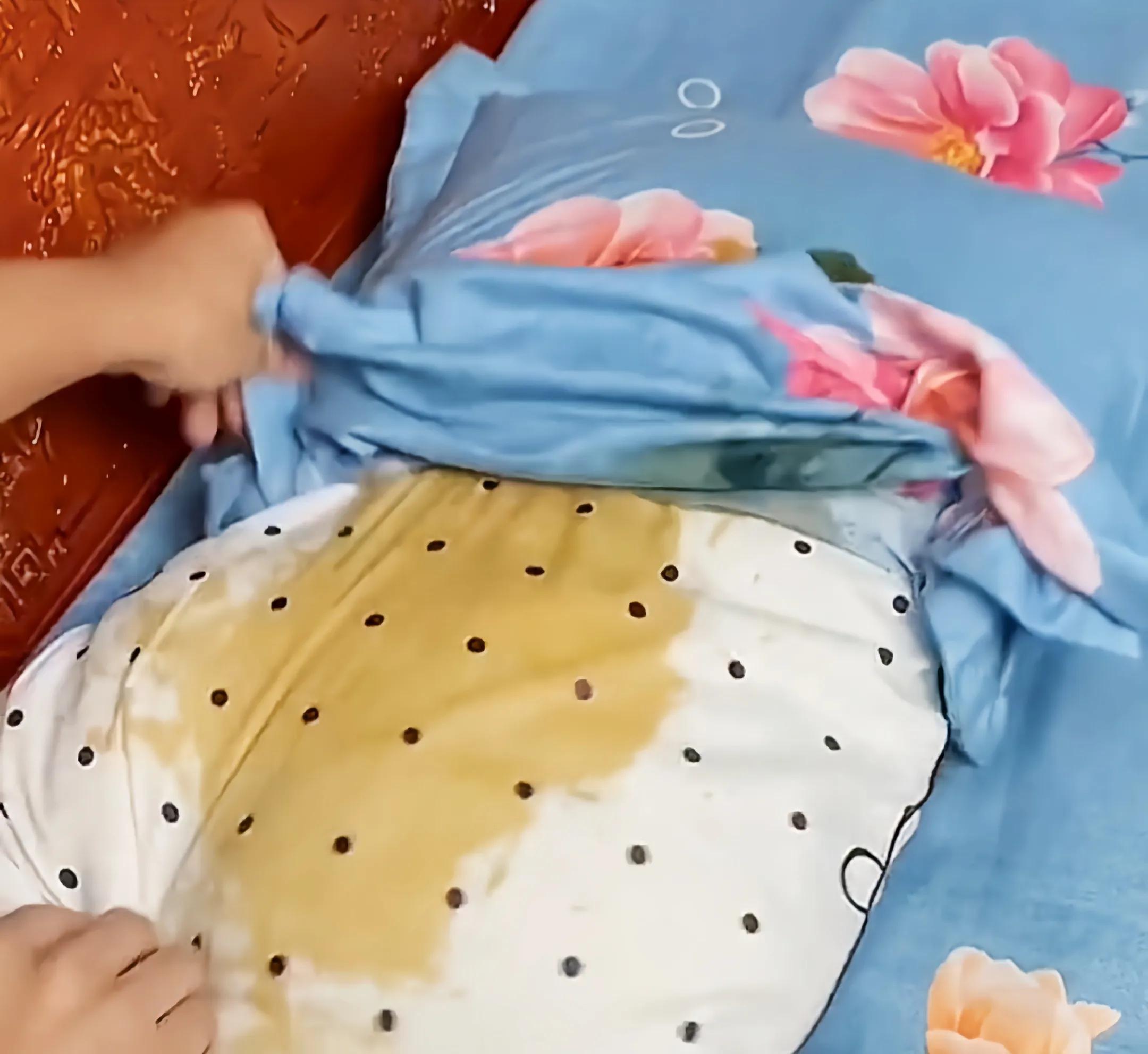 生活小窍门枕套发黄怎么办,枕套睡久了黄渍怎么洗