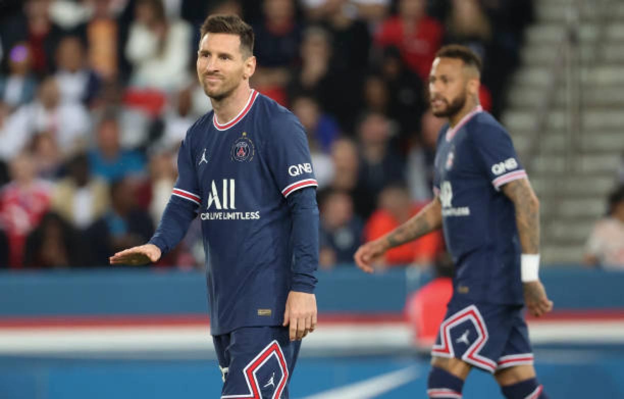 梅西c罗詹姆斯生涯总收入谁高,梅西领跑福布斯运动员年收入榜