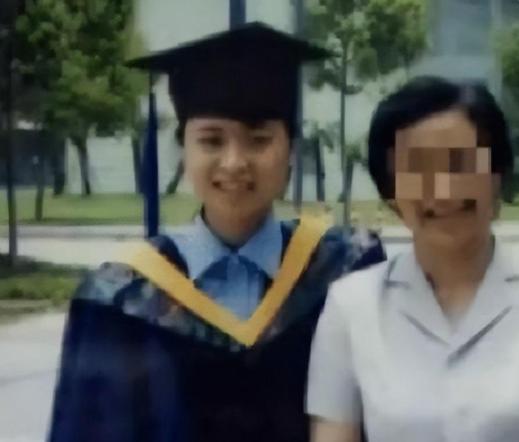 成都女子将母亲分尸,18岁少女肢解父母分尸案