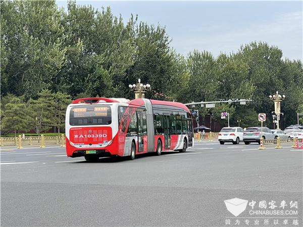 一趟公交见证首都变迁细说北京“格力钛大一路”的百年故事