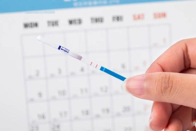 例假干净后的第几天是安全期吗,例假来的前七后八是安全期吗