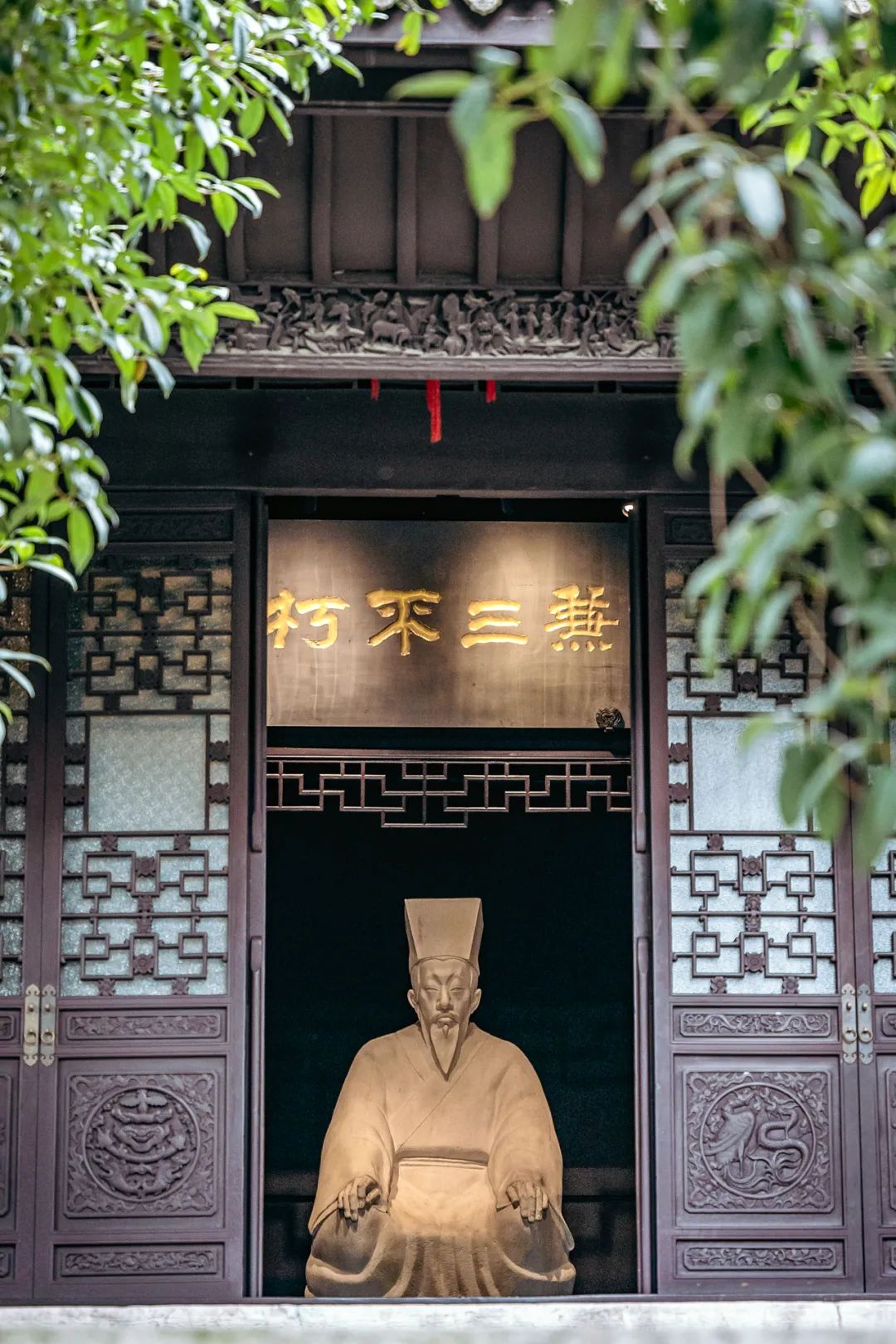 为什么说古今天下人塑造了“千人千面”的贵州？