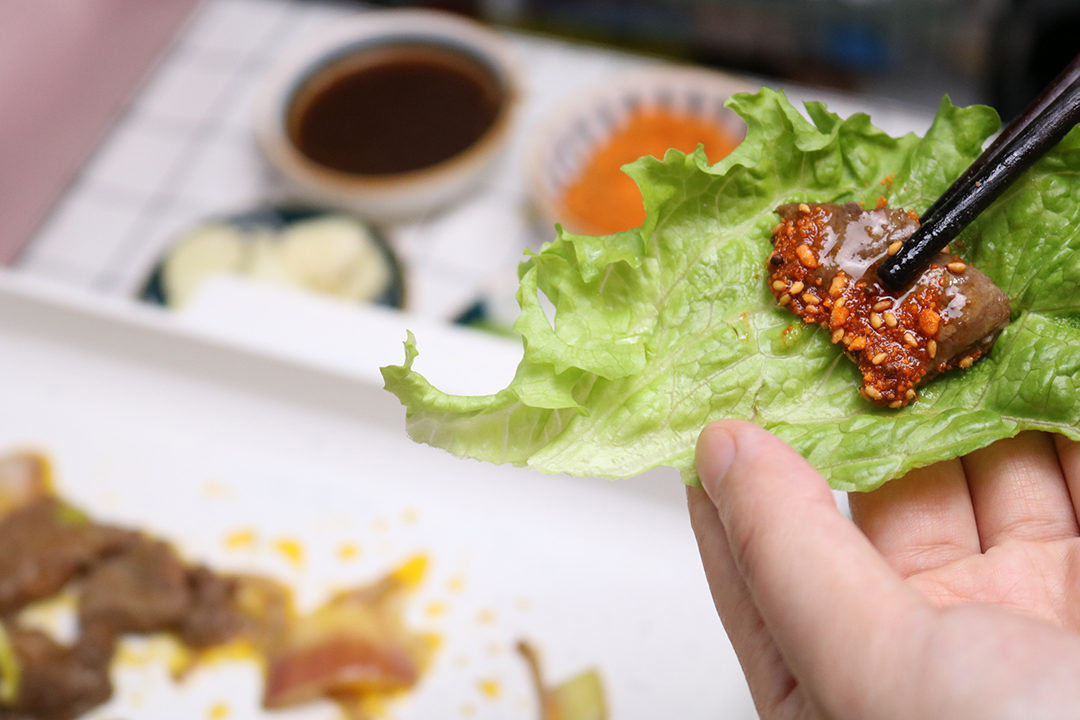 登上饭桌的移动灶台用乐视嗨烤盘才知道在家吃烤肉到底有多香