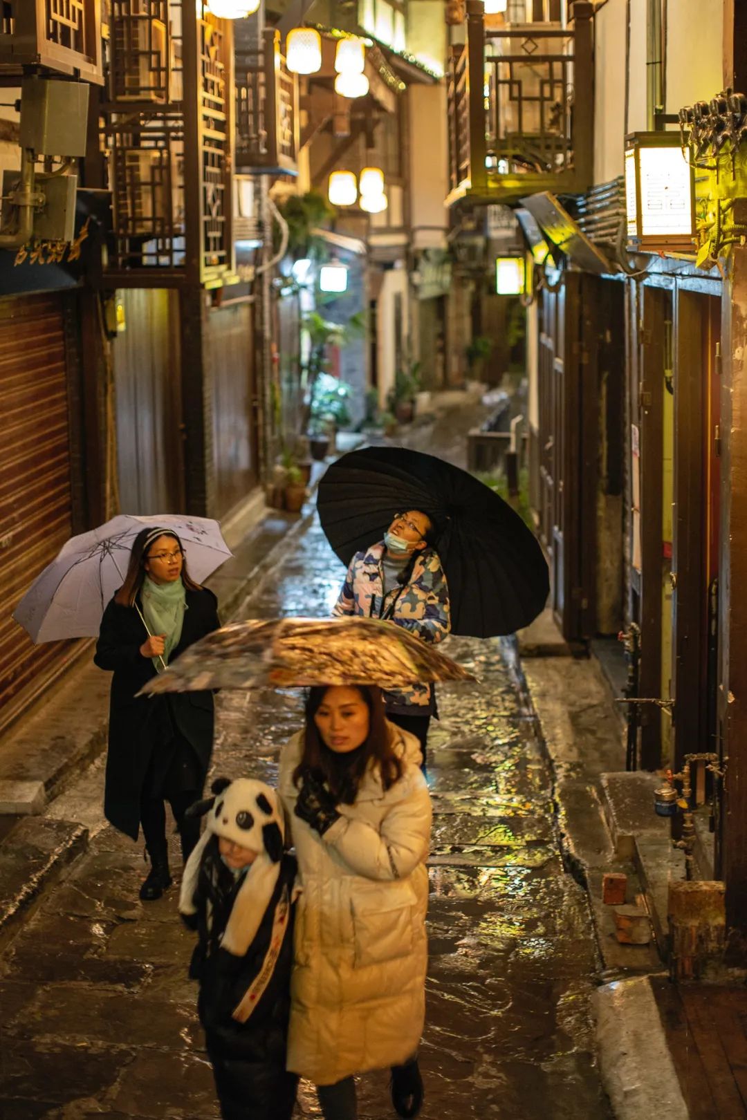 f4和f2.8差距很大吗,f4和f2.8光圈区别多大