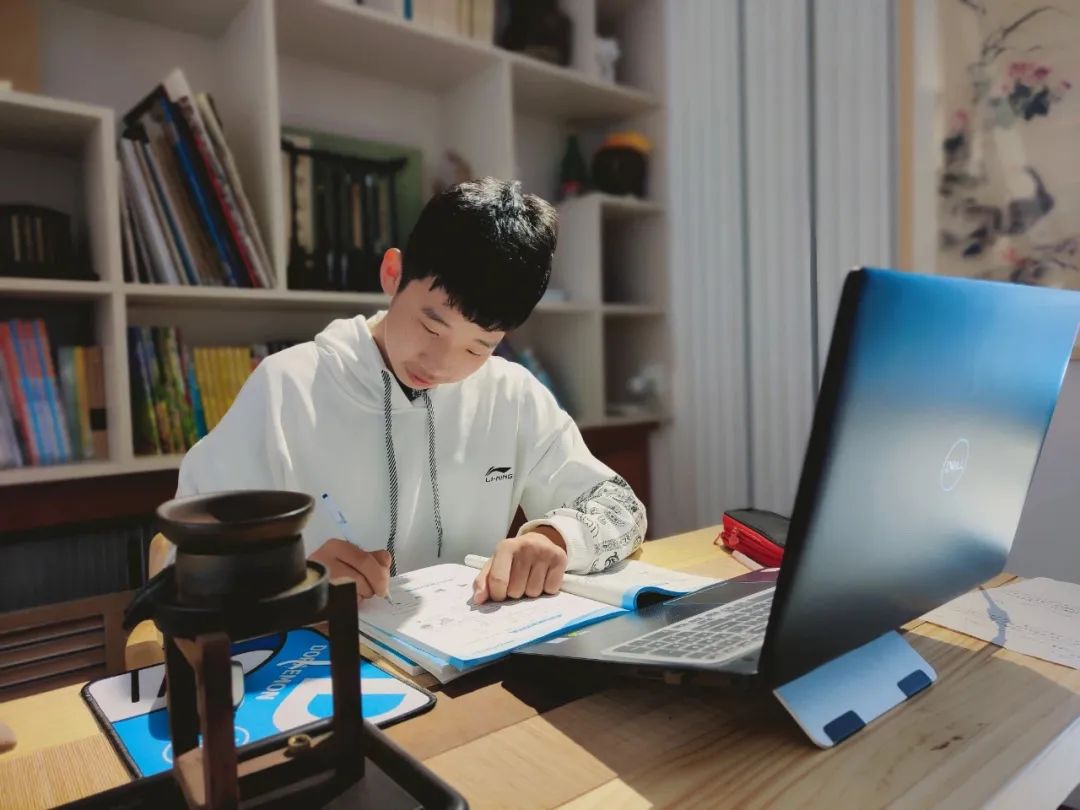 点赞榜样,点赞榜样完整版