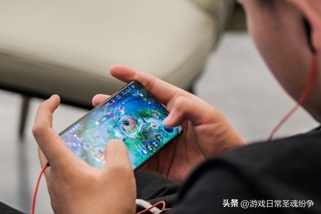 王者荣耀辅助思路到底要怎么玩,王者荣耀怎么设置常用三个辅助