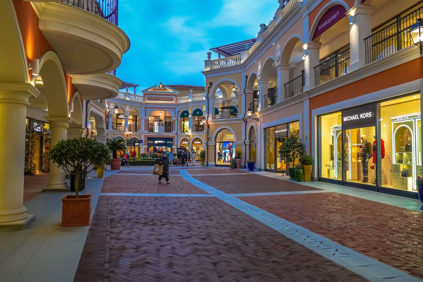 周末带娃逛逛欧洲风情小镇,武清佛罗伦萨小镇遛娃